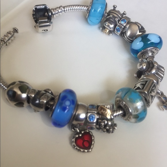 Authentic Pandora Bracelet 7" with 15 charms - Picture 5 of 5